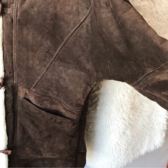 80s style suede leather jacket coat with faux shearling lining. Chocolate brown - Picture 4 of 11